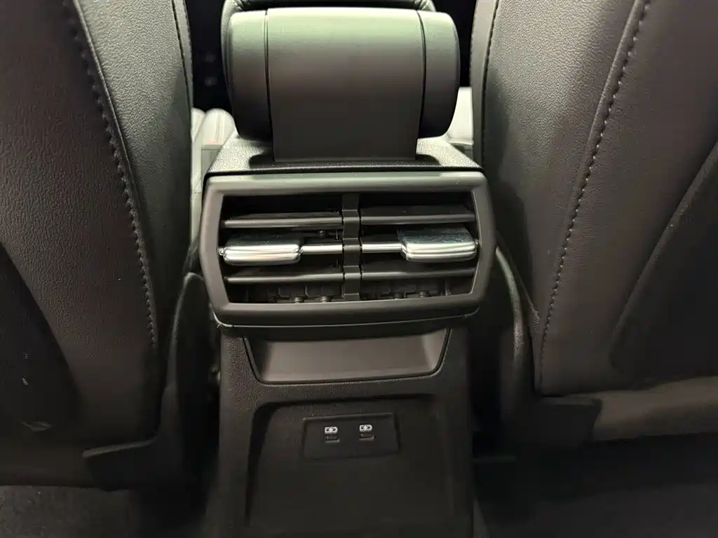 Audi A3 2023 A3L Limousine 35 TFSI Fashion Sport фото 12