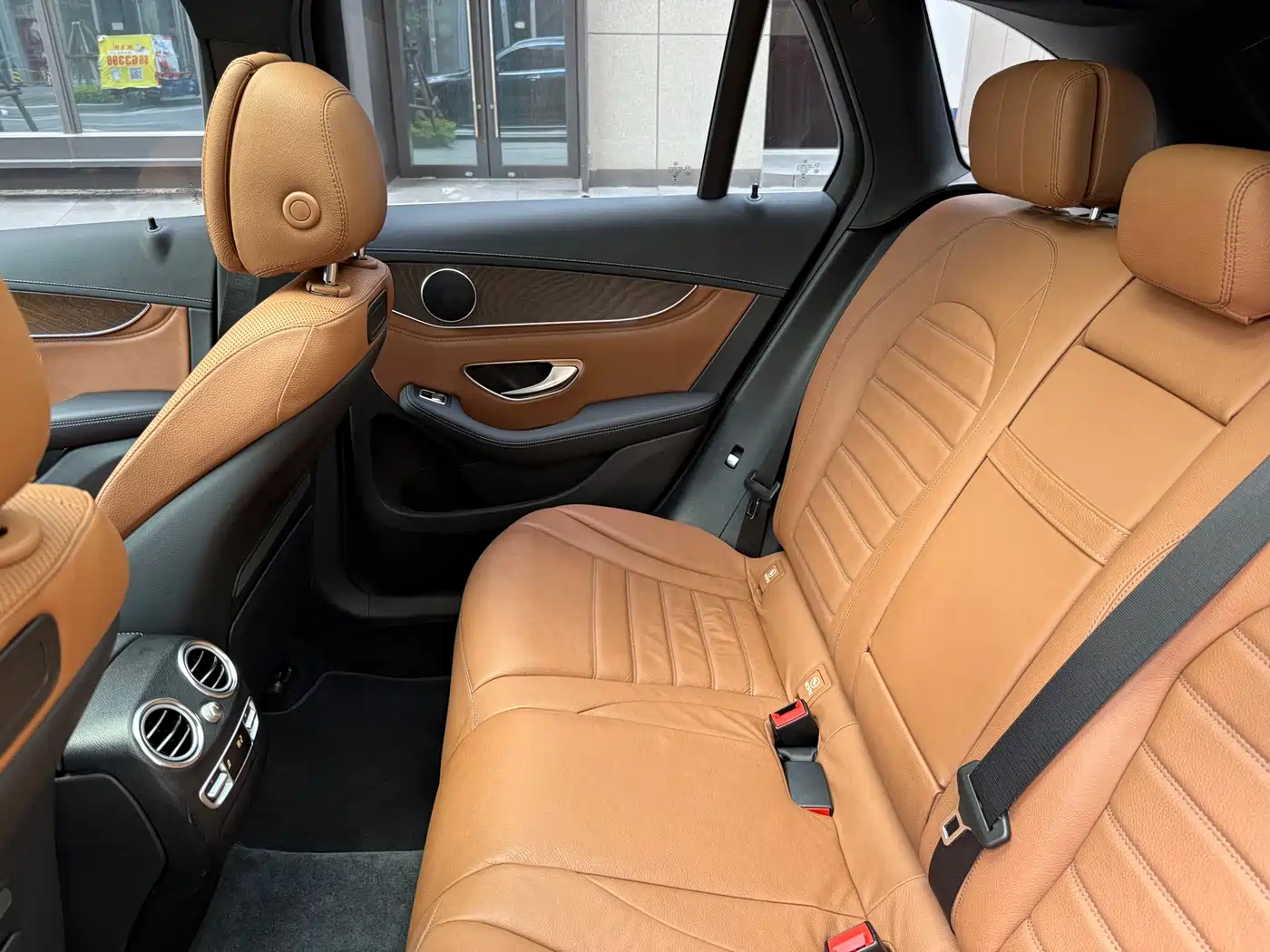 Mercedes-Benz GLC 2016 GLC 300 4MATIC Luxury фото 22