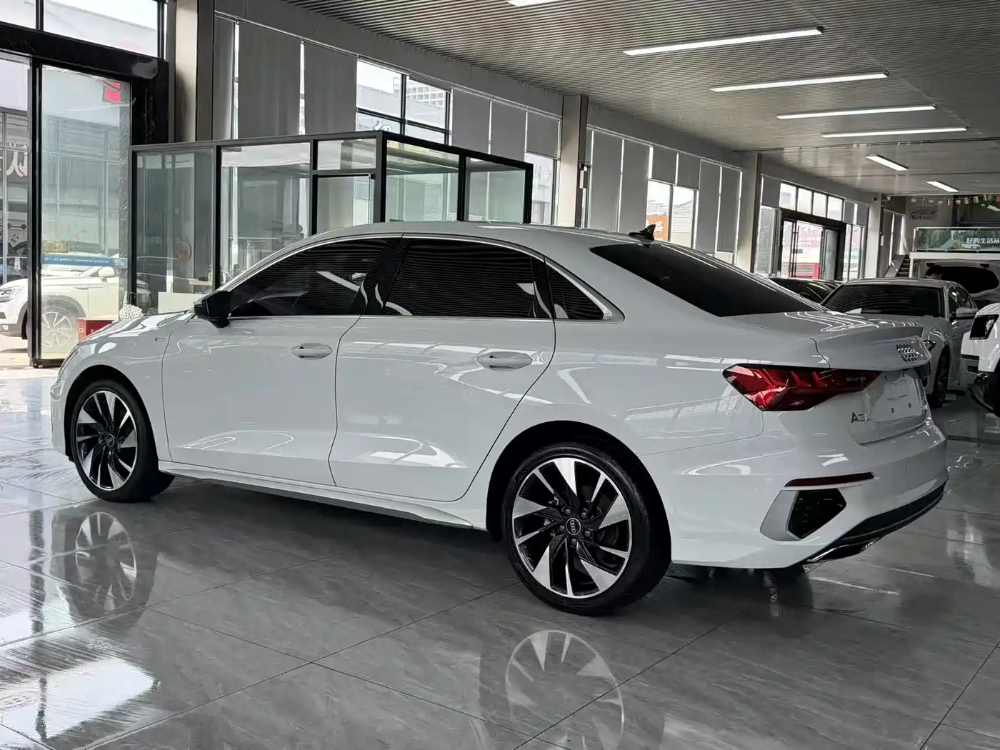 Audi A3 2023 A3L Limousine 35 TFSI Fashion Sport фото 10