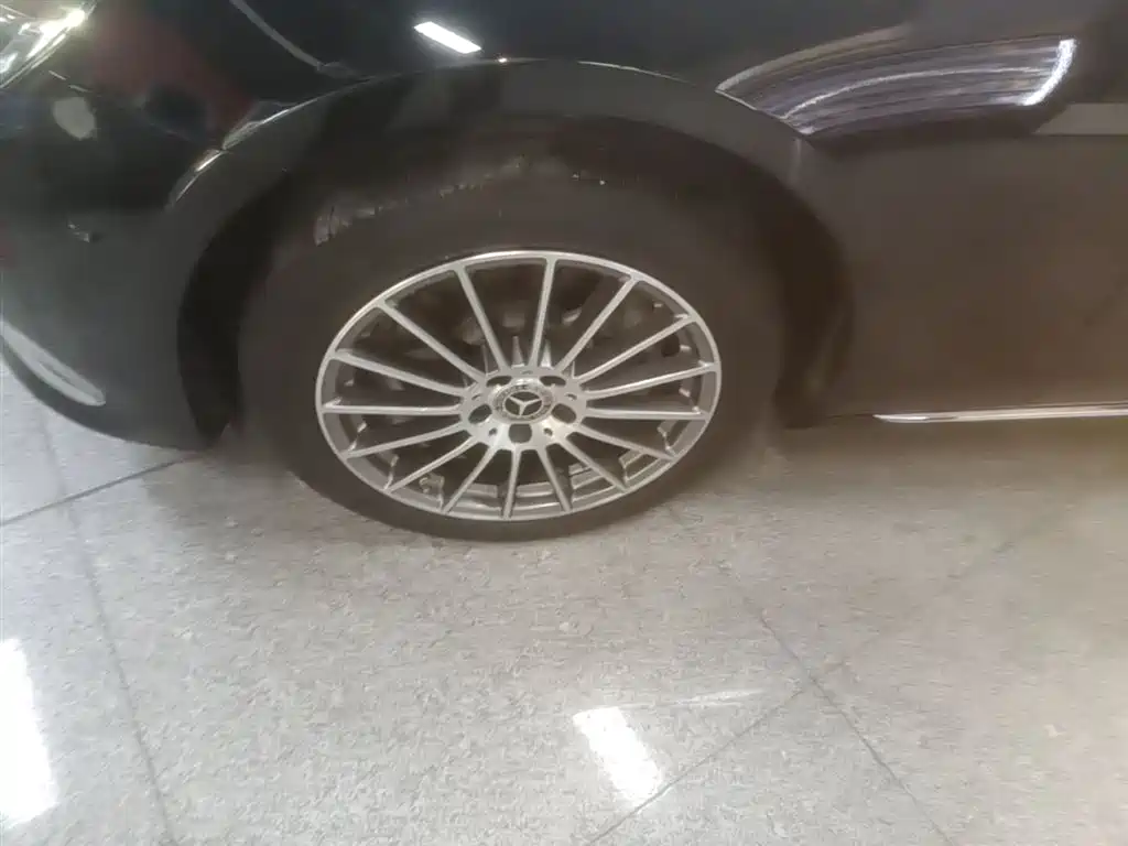 Mercedes-Benz E-Class 2023 E 260 L фото 22