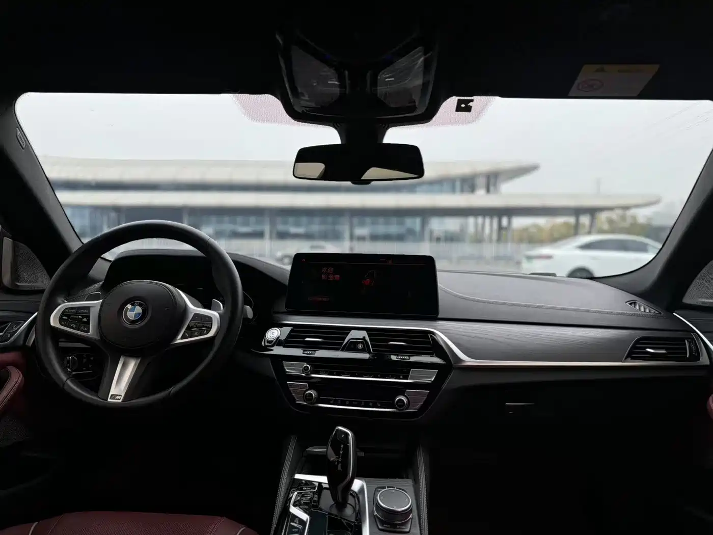 BMW 5 Series 2021 530Li xDrive M Sport Package фото 6