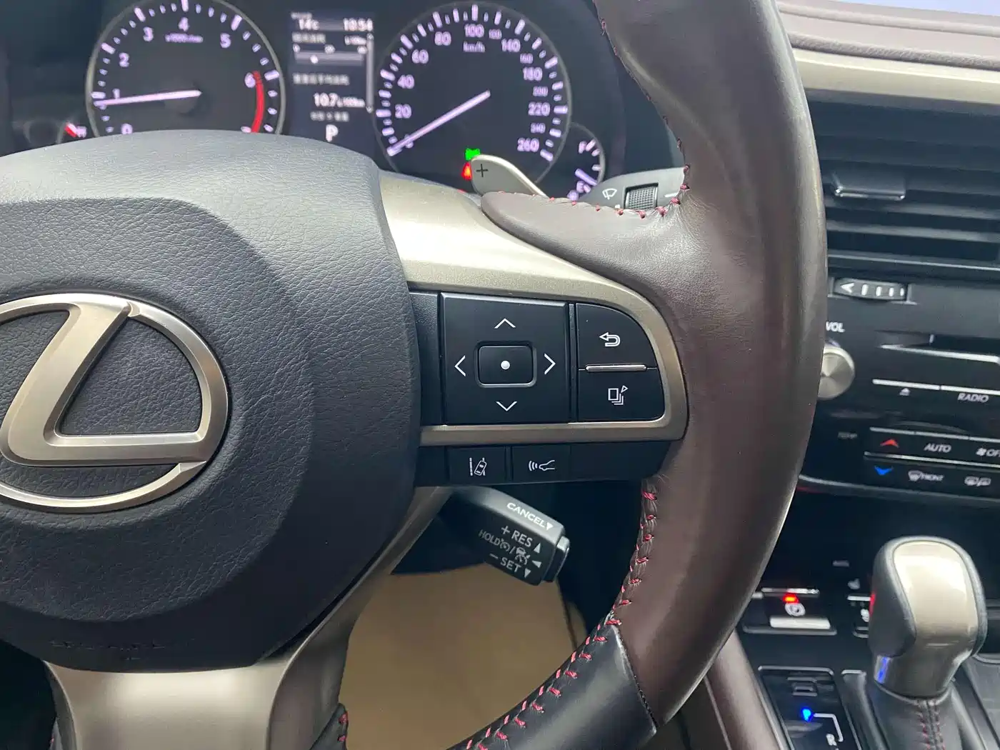 Lexus RX 2020 Facelift 300 AWD Elegance Edition фото 25