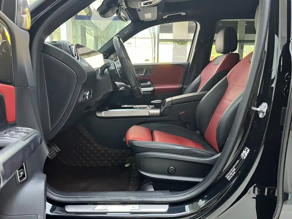 Mercedes-Benz GLB AMG 2023 Model AMG GLB 35 4MATIC фото 13