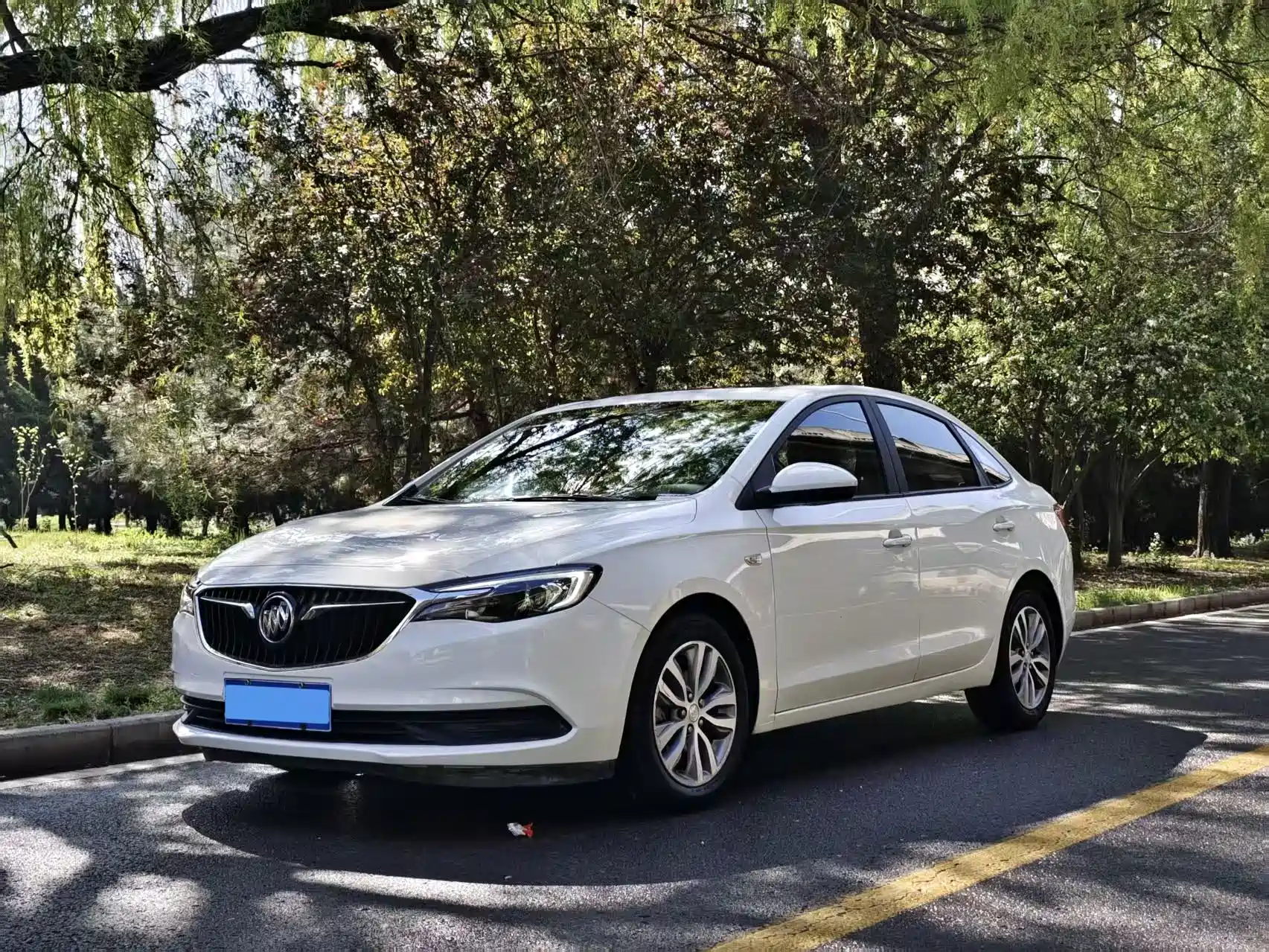 Фото 1 - Buick Excelle
