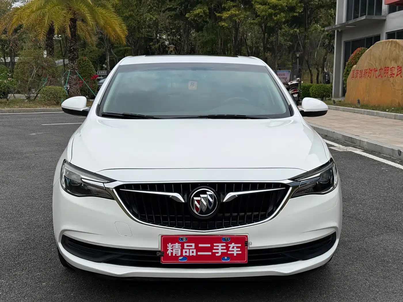 Buick Excelle 2019 18T Auto Connected Elite China VI фото 2