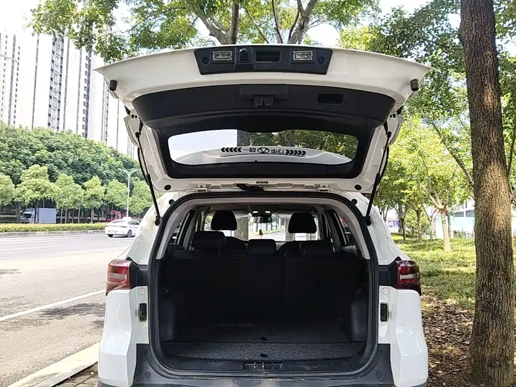 Jetour X70M 2021 2021 1.5T Manual Urban Partner 5-seater