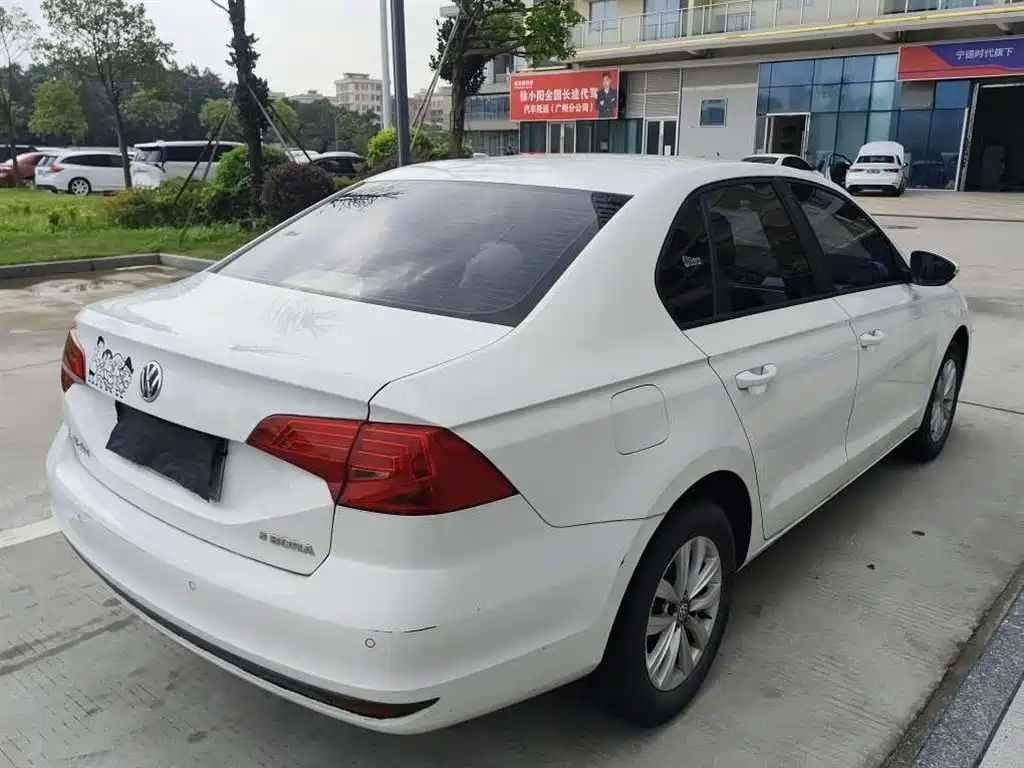 Volkswagen Bora 2018 1.5L Automatic Fashion фото 9