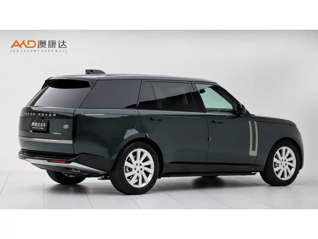 Land Rover Range Rover 2024 3.0 L6 400PS Golden Age Extended 7-Seater фото 3
