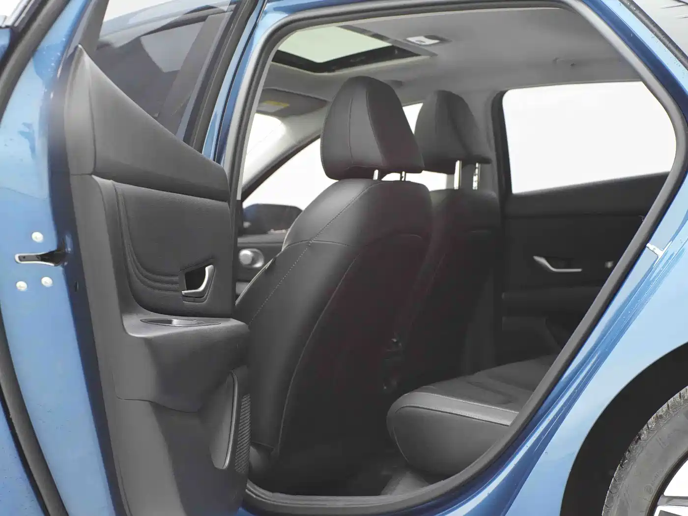Hyundai Elantra 2022 1.5L CVT GLX Elite Edition фото 20