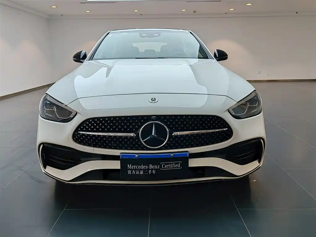 Mercedes-Benz C-Class 2024 C 260 L Night Edition Sport фото 3
