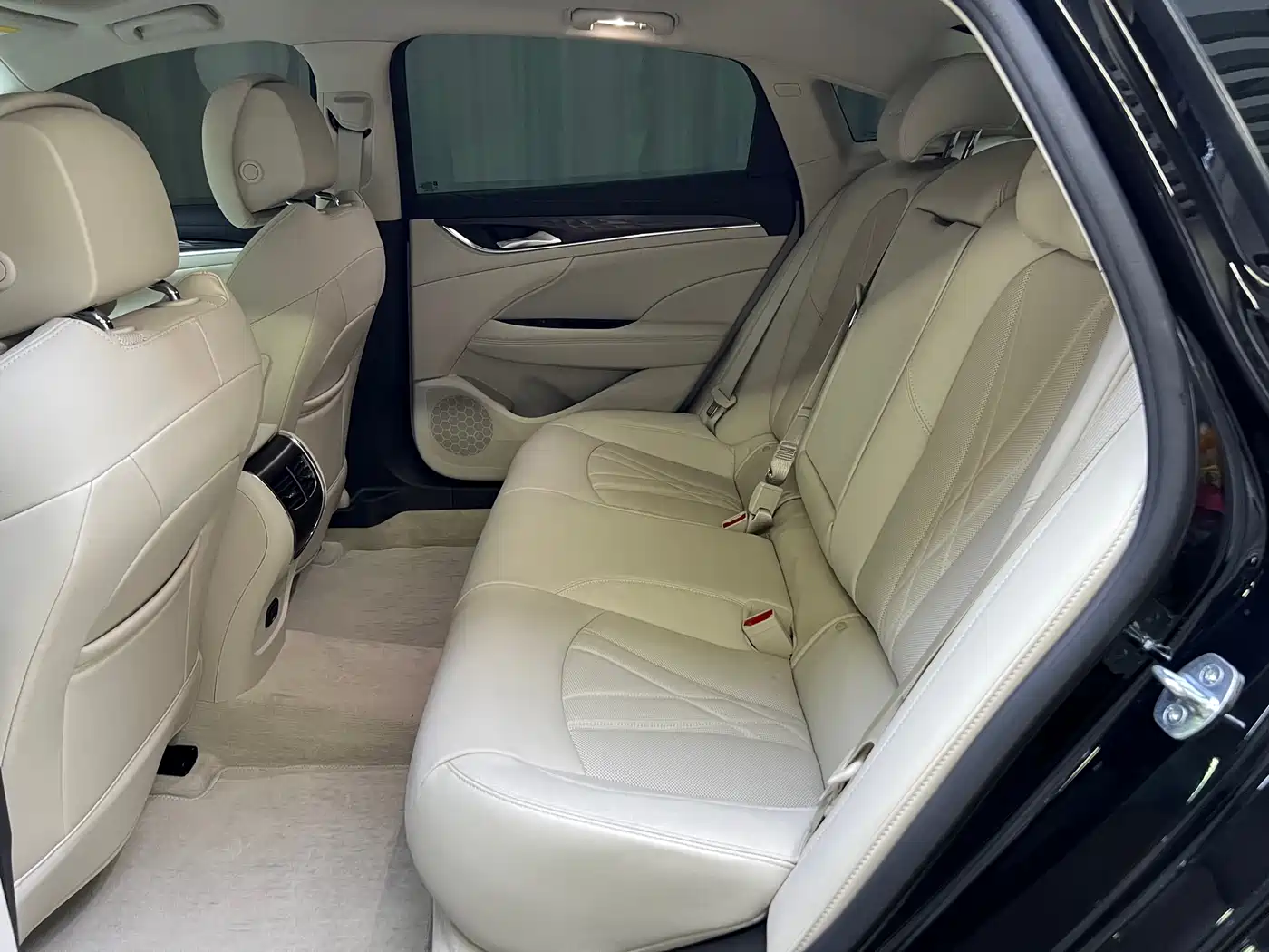 Buick LaCrosse 2022 Avenir First Edition фото 18