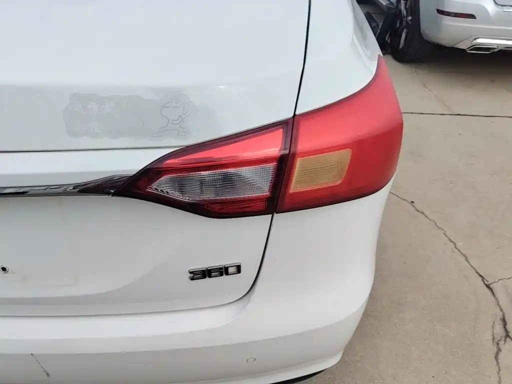 Roewe 360 2016 2015 1.5L Manual Luxury