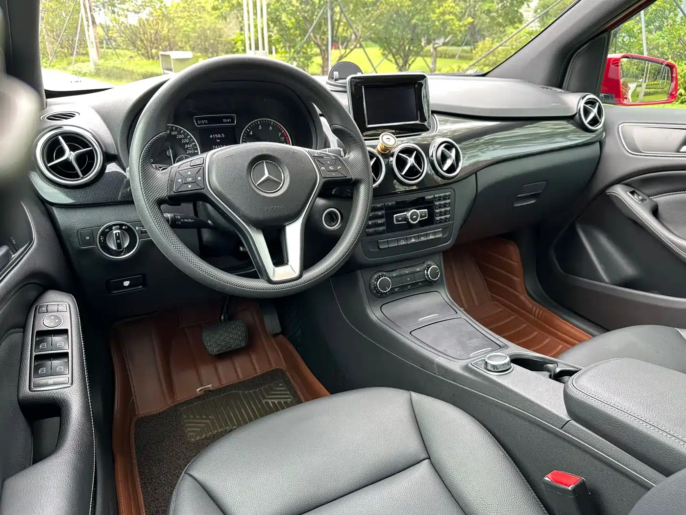 Mercedes-Benz B-Class 2012 B 180 фото 8