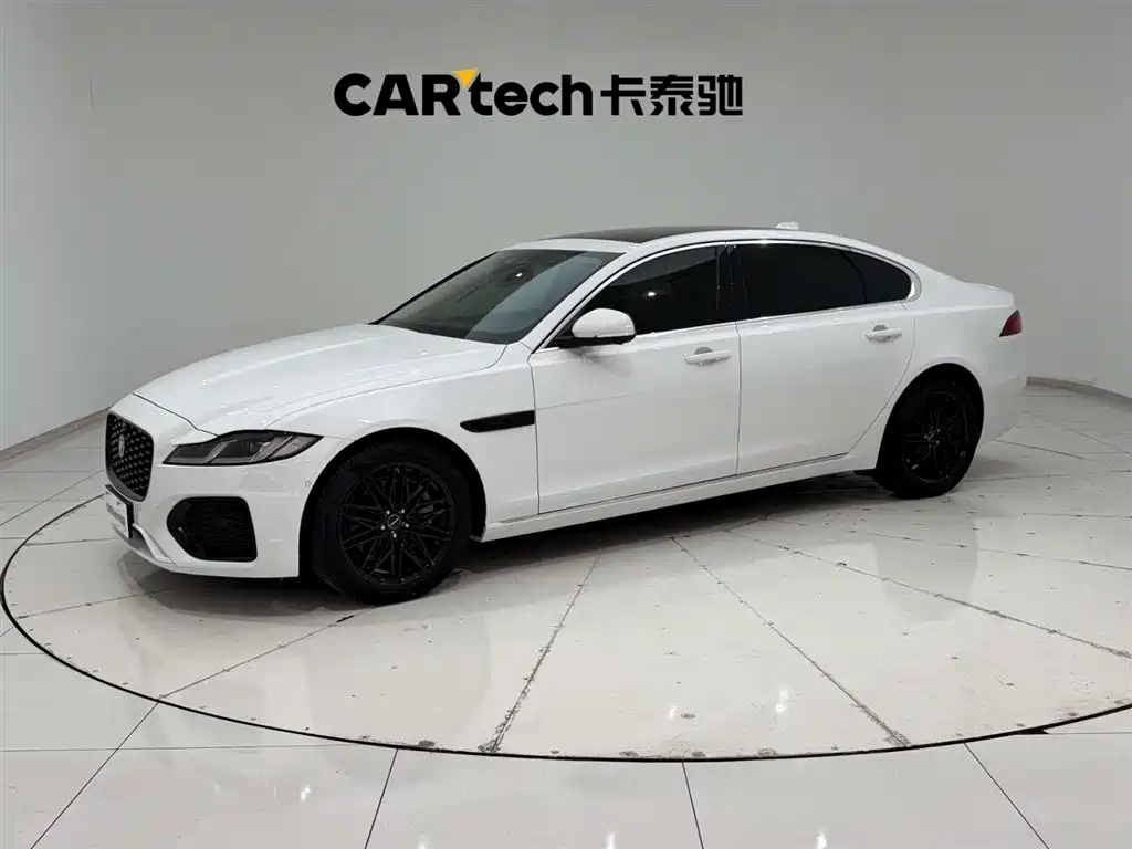 JAGUAR XFL