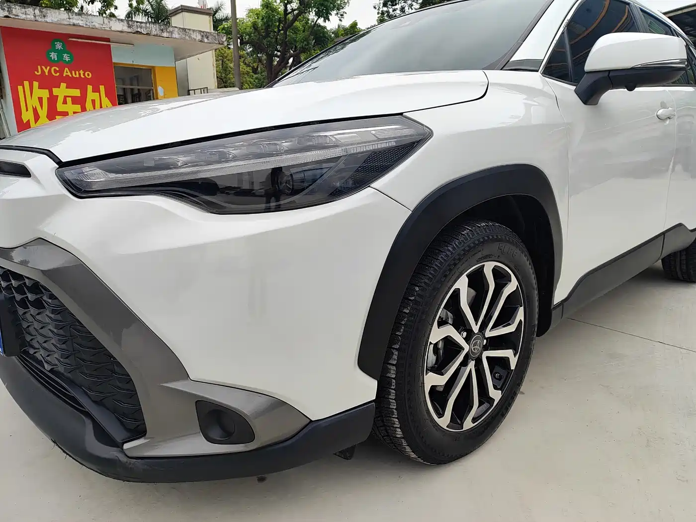 Toyota Frontlander 2023 2.0L CVT Luxury Edition фото 4