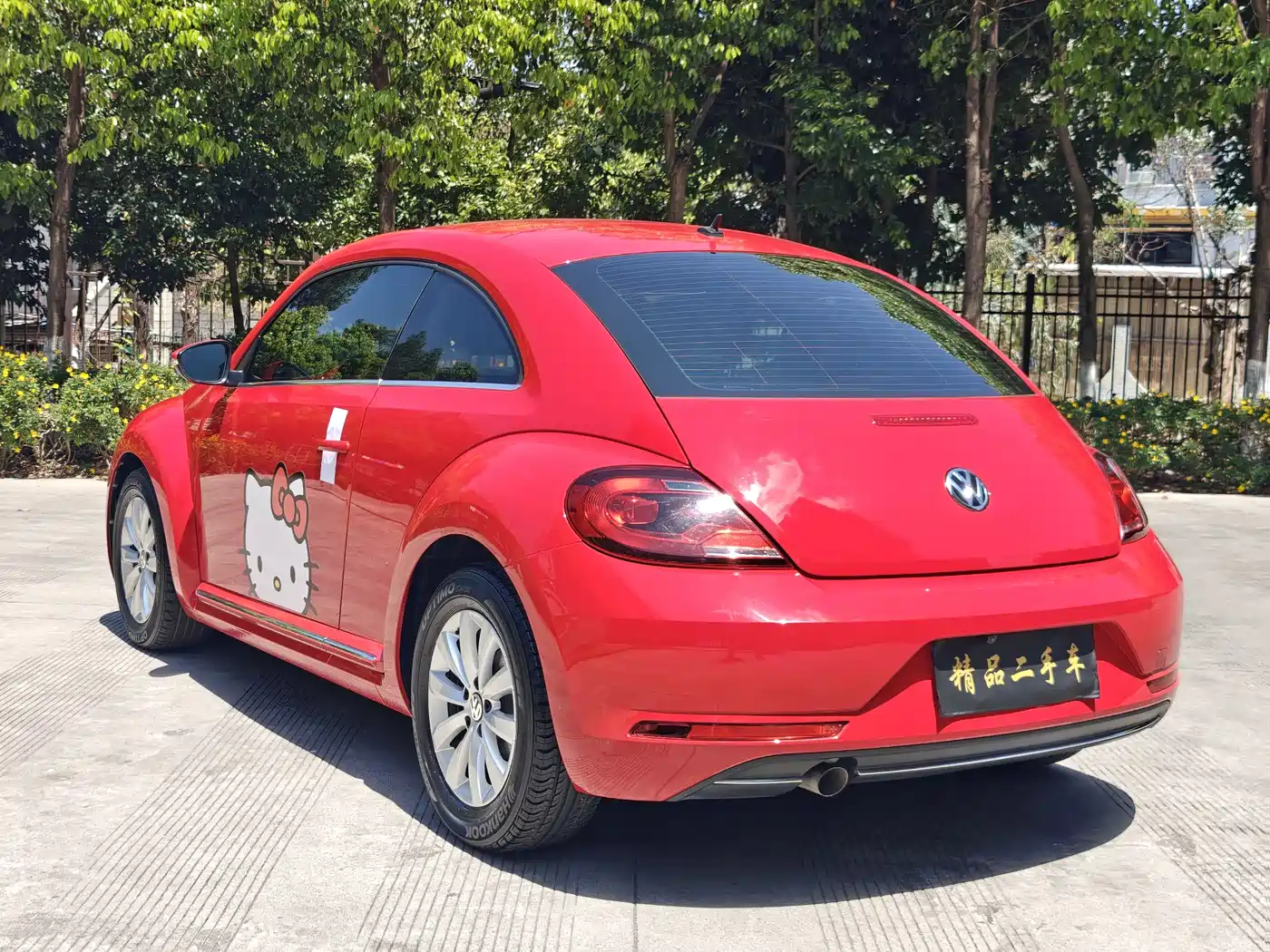 Volkswagen Beetle 2017 180TSI Enjoy фото 10