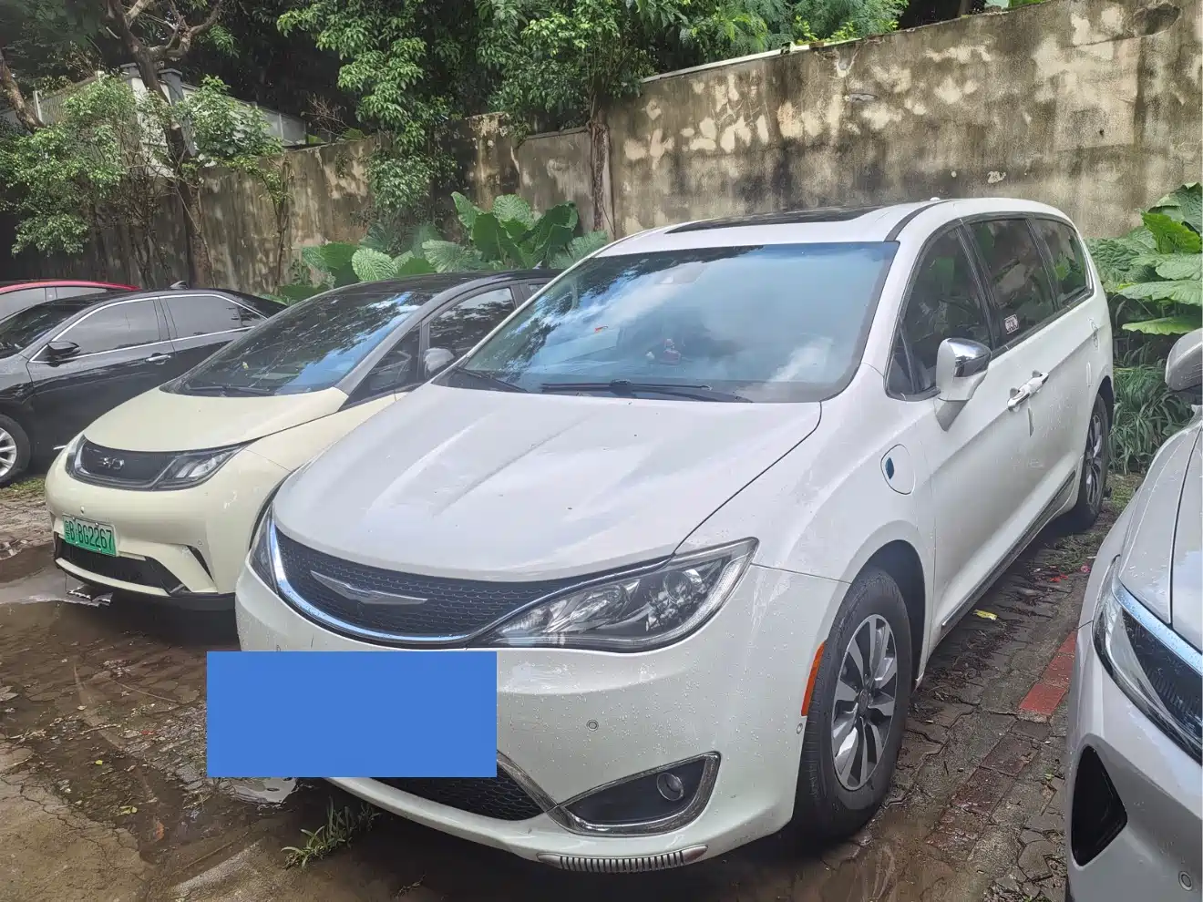 Chrysler Grand Caravan PHEV (Import) 2020 2019 3.6L Plug-in Hybrid