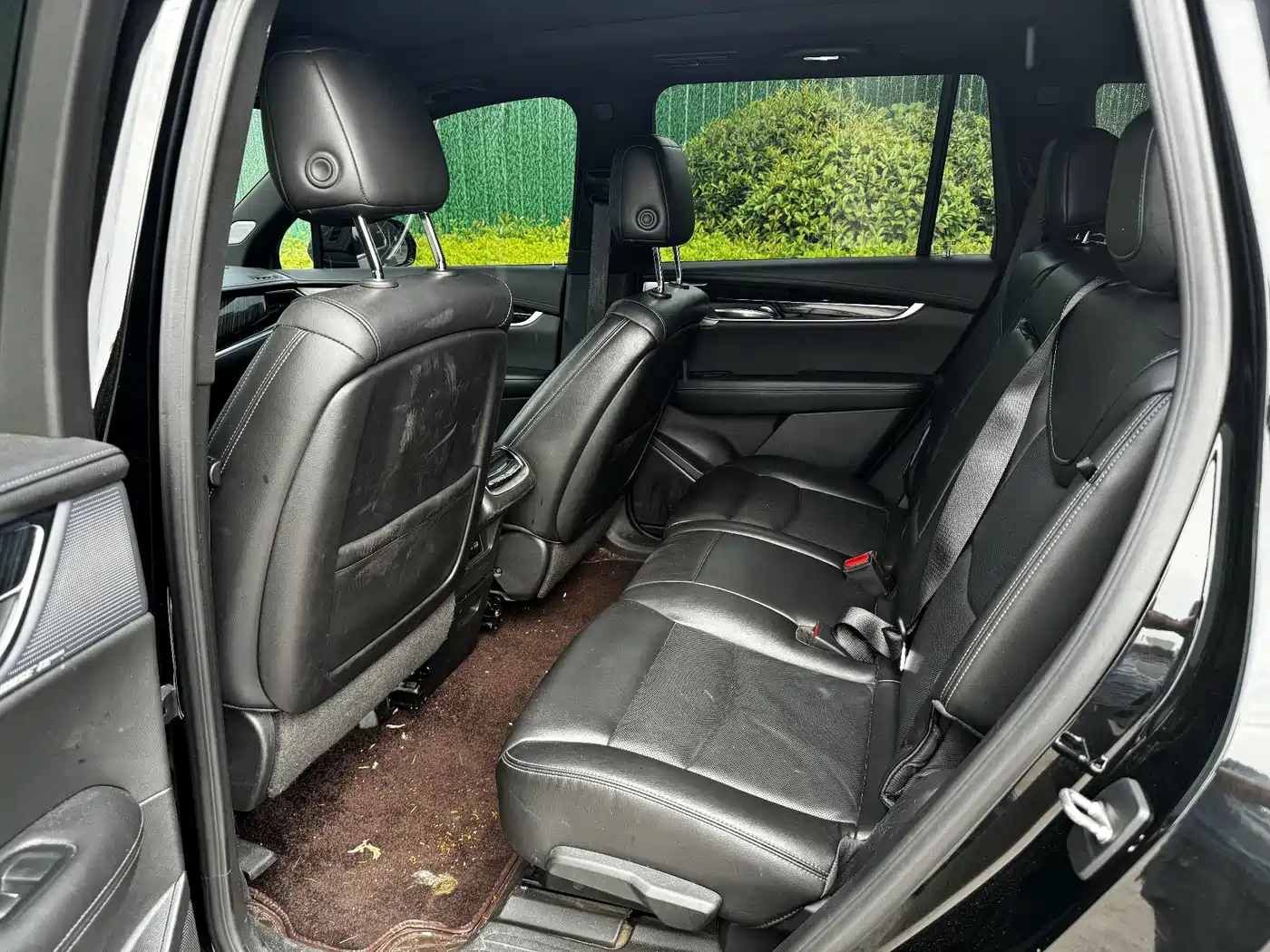Photo 2 - Cadillac XT6