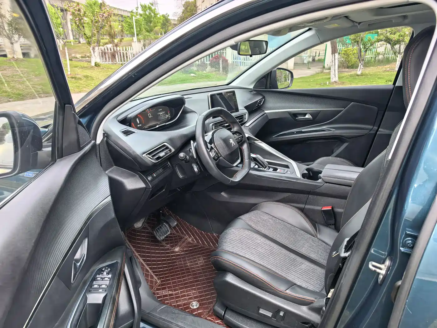 Peugeot 5008 2017 350THP 7-seat Elite Edition фото 8