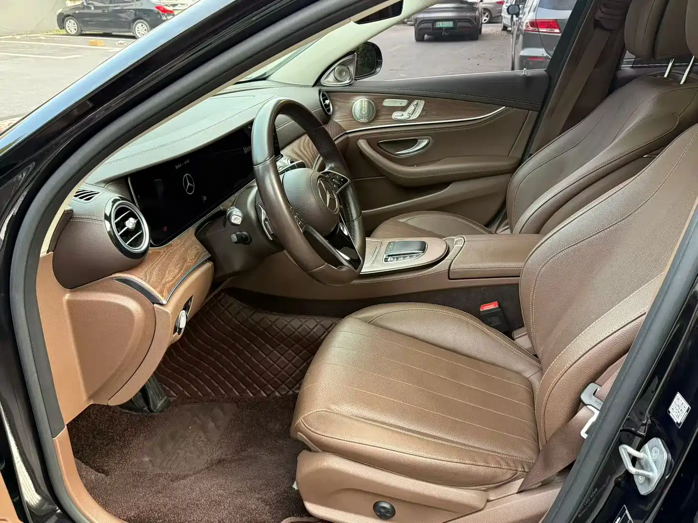 Mercedes-Benz E-Class 2023 E 300 L Luxury фото 4