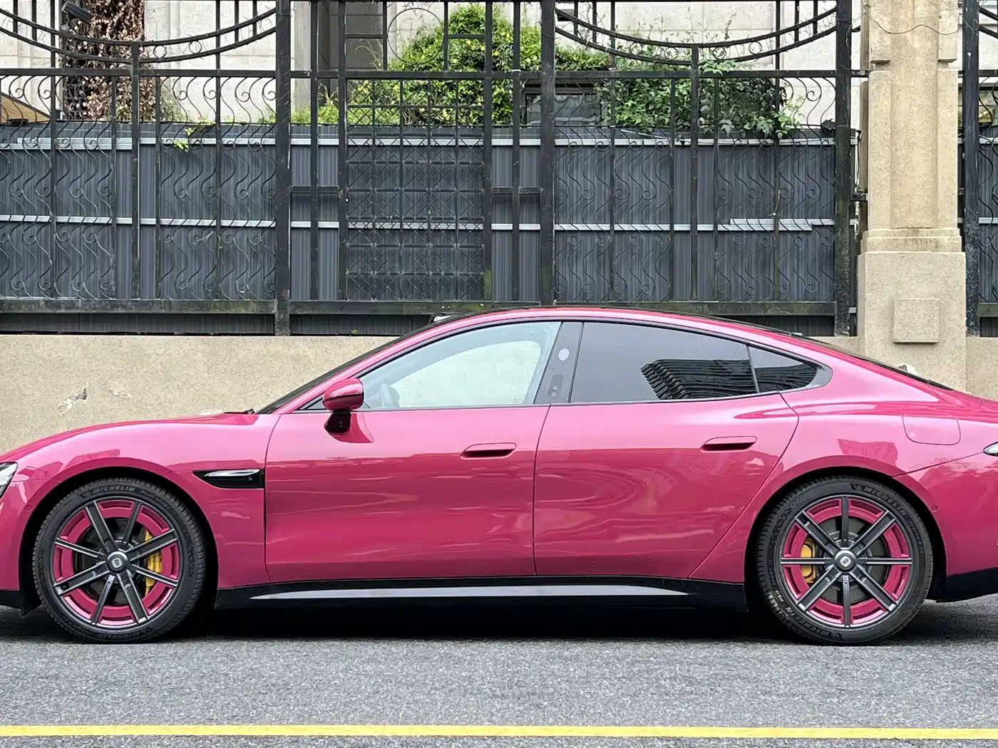 XIAOMI CAR XIAOMI SU7