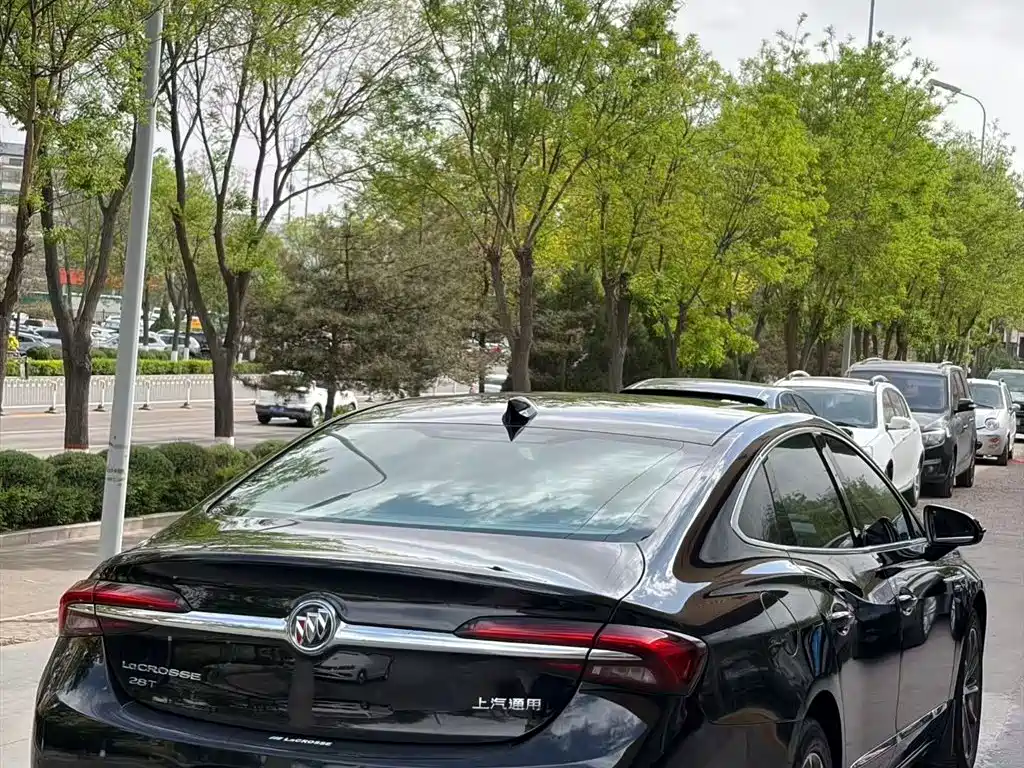 Buick LaCrosse 2019 28T Luxury Edition фото 7