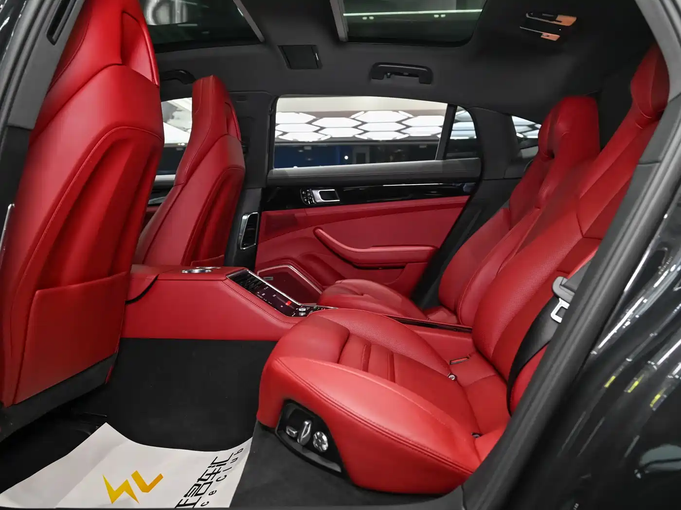 Porsche Panamera 2021 Panamera Executive Long Wheelbase 2.9T фото 18