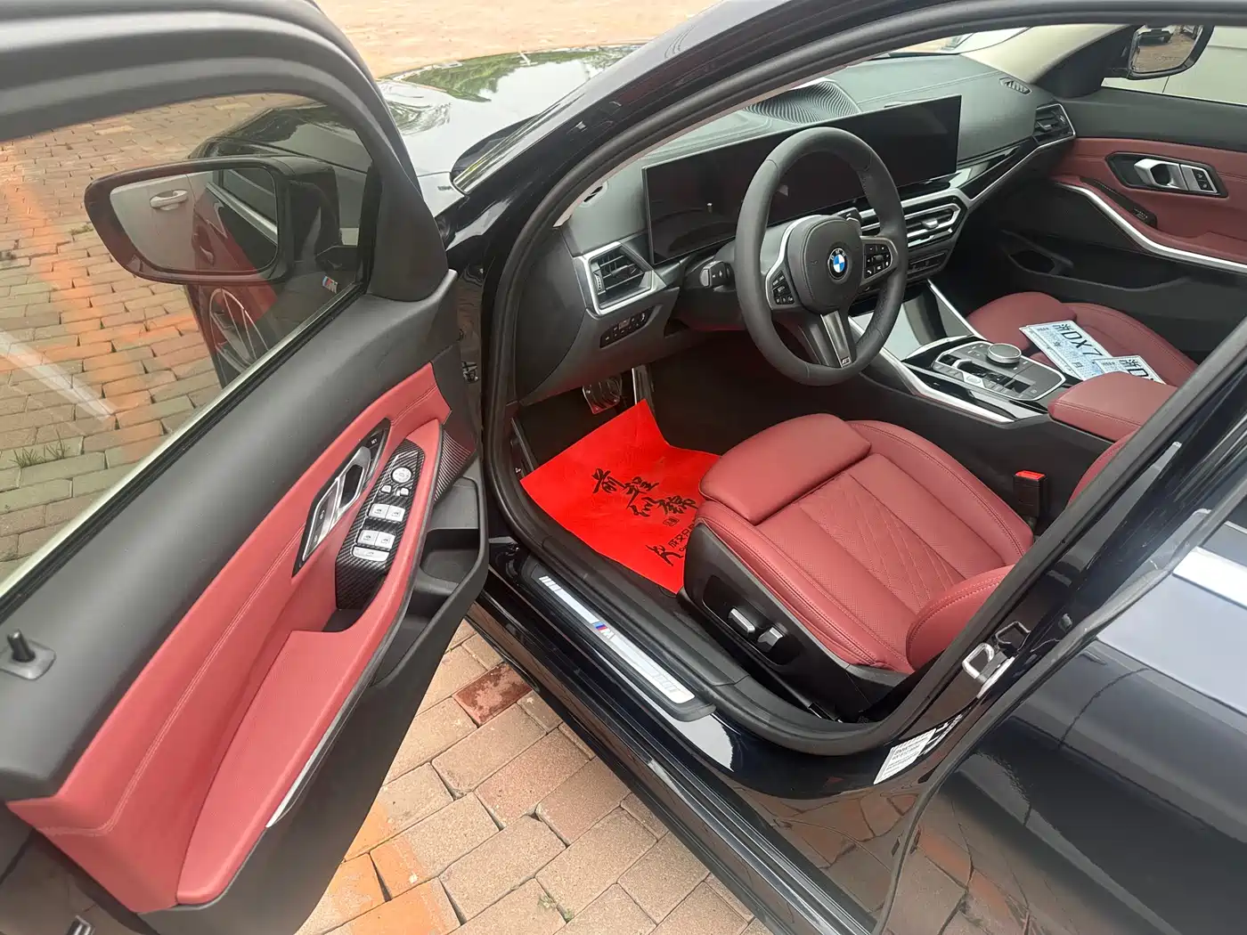 BMW 3 Series 2023 320Li M Sport Package фото 7
