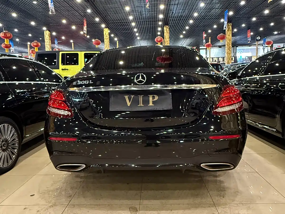 Mercedes-Benz E-Class 2017 E 200 Sport 4MATIC фото 19