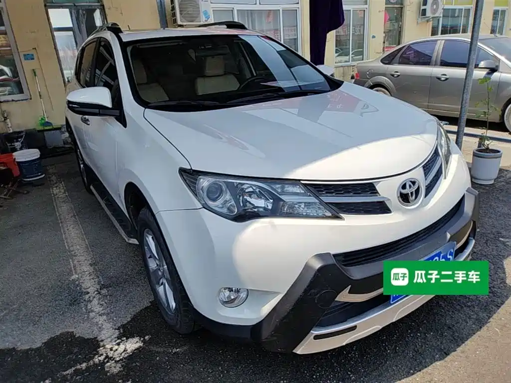 Toyota RAV4 Rongfang 2013 2.0L CVT 4WD Pioneer фото 4