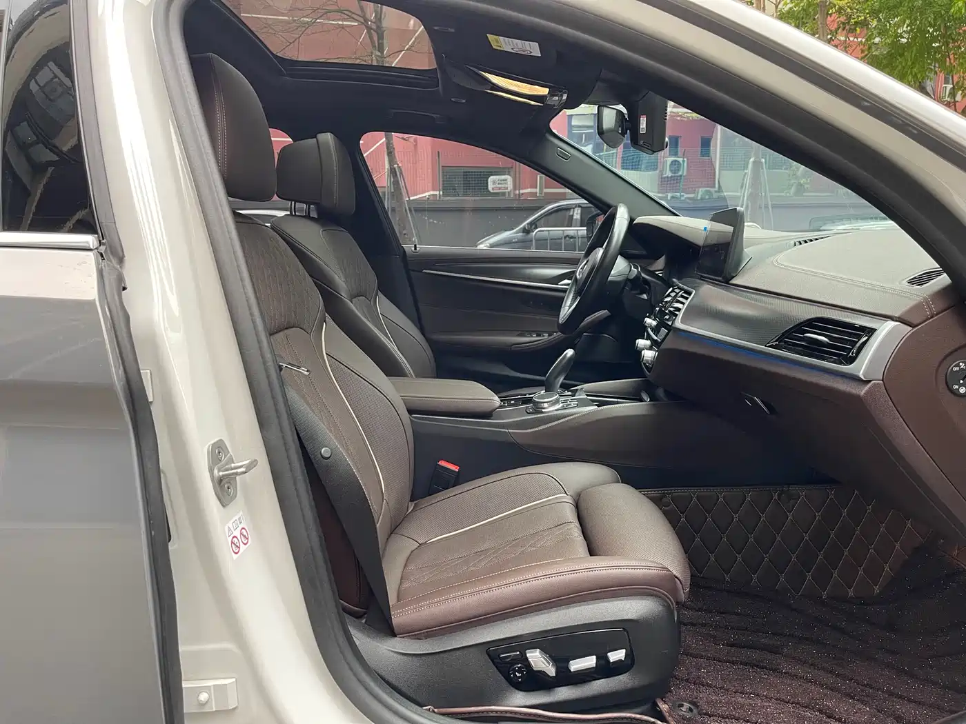 BMW 5 SERIES NEW ENERGY