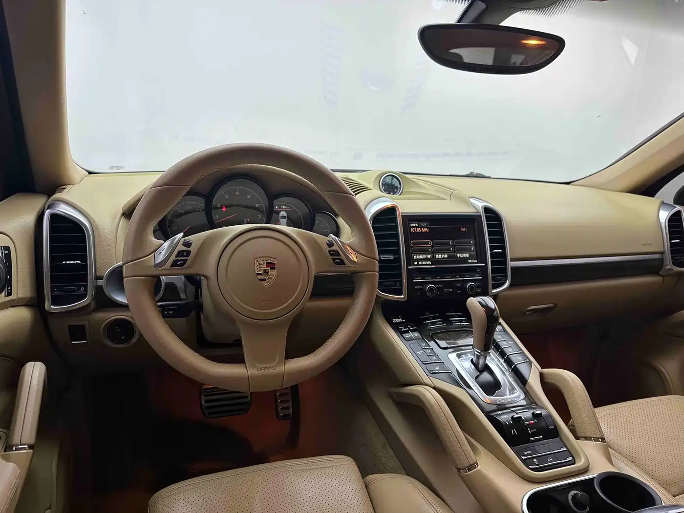 Porsche Cayenne 2011 Cayenne 3.0T фото 10