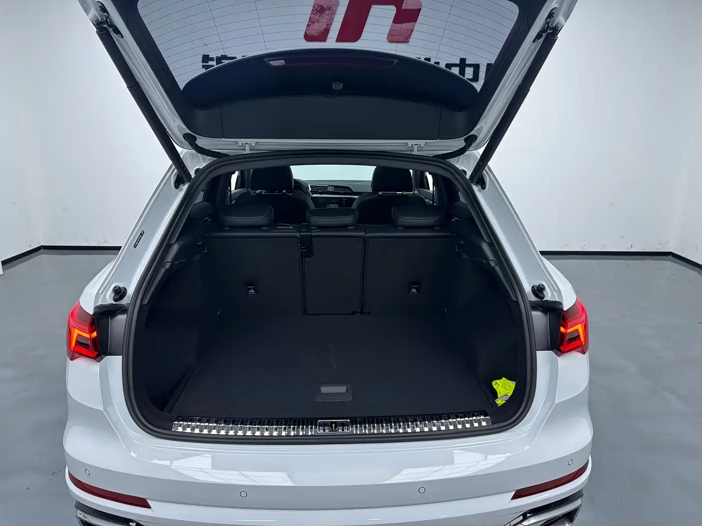 Audi Q3 2025 2024 35 TFSI Fashion Sport