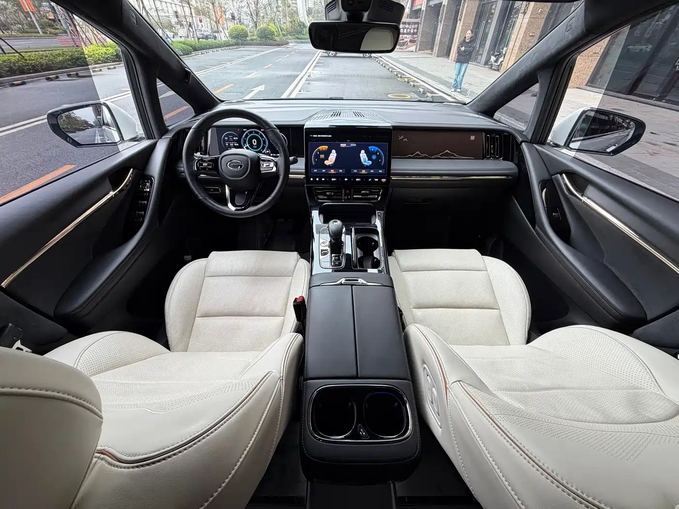 GAC Trumpchi Trumpchi M8 2023 Model Master Series 400T Flagship Edition фото 13