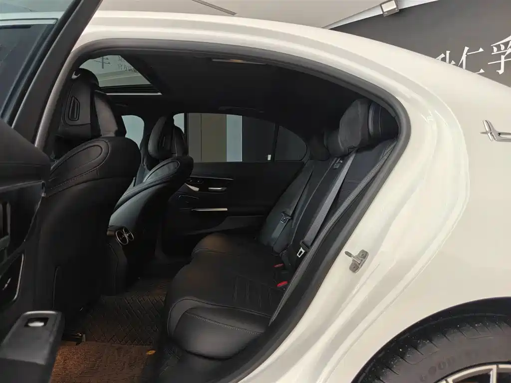 Mercedes-Benz C-Class 2025 C 200 L Sport Edition фото 10