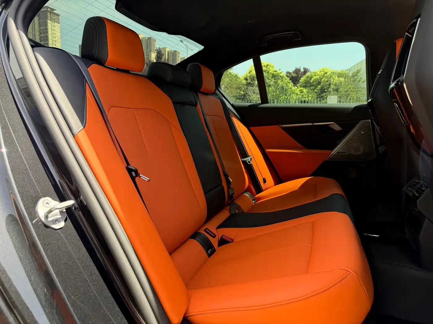 BMW M5 New Energy 2025 M5 фото 13