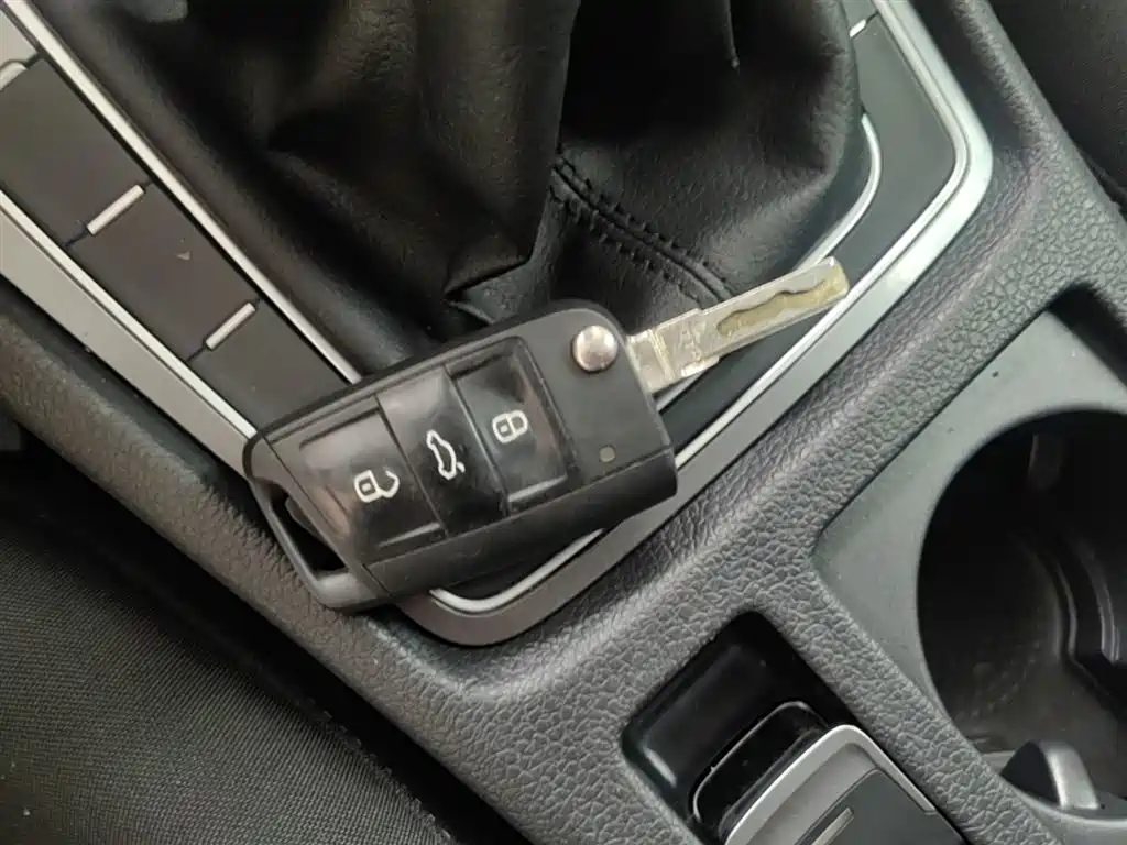 Volkswagen Golf 2016 1.6L Manual Fashion фото 9
