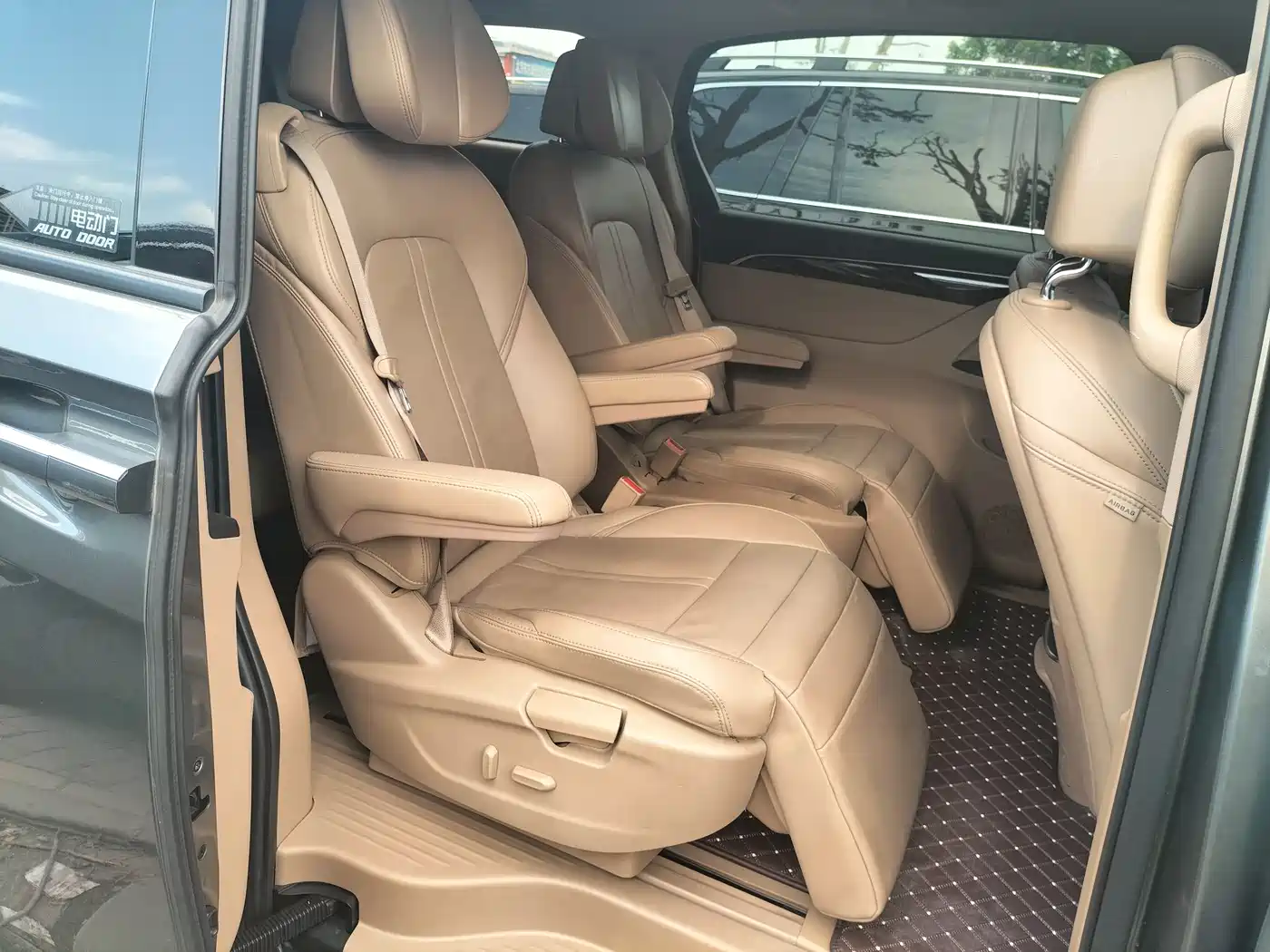 Buick GL8 2017 ES 28T Luxury China V фото 6