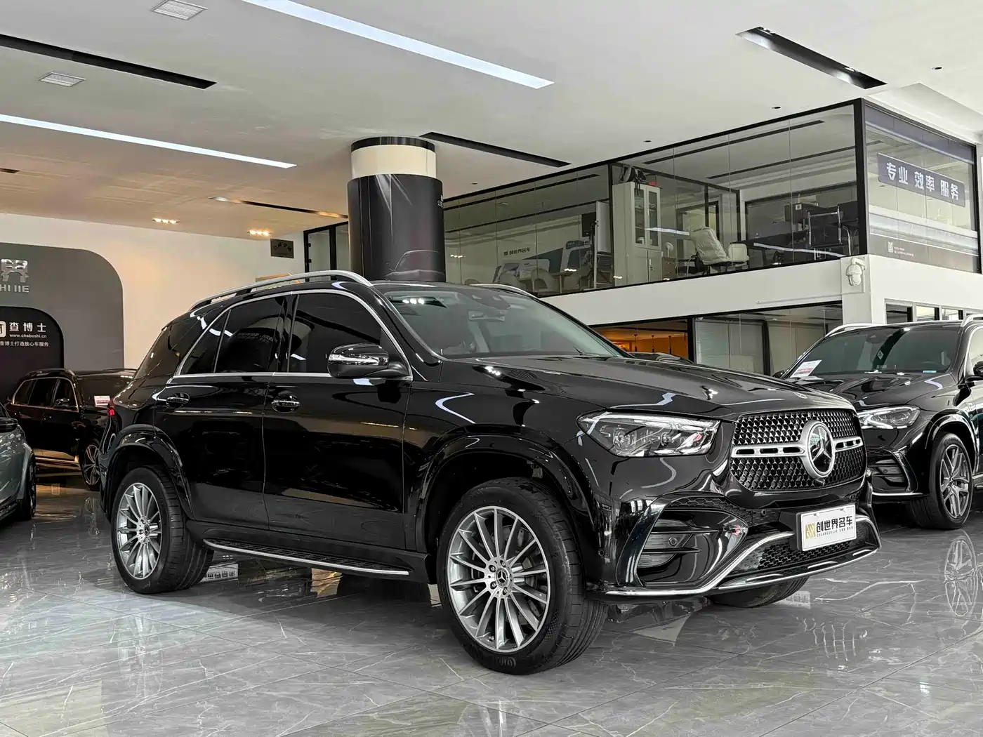 Mercedes-Benz GLE 2024 GLE 450 4MATIC Luxury фото 3