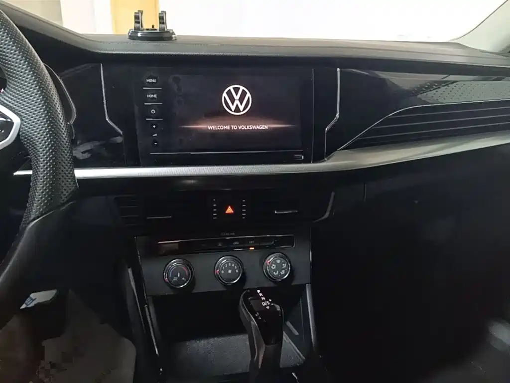Volkswagen Passat 2023 Facelift 280TSI Business Edition фото 13