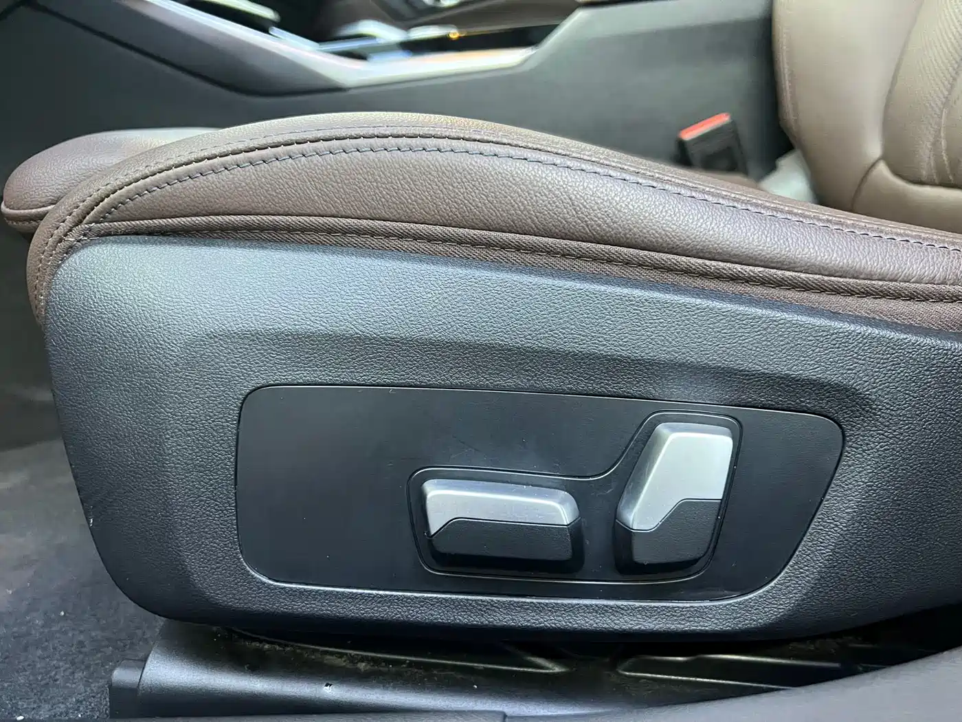BMW 3 Series 2023 320Li M Sport Package фото 6