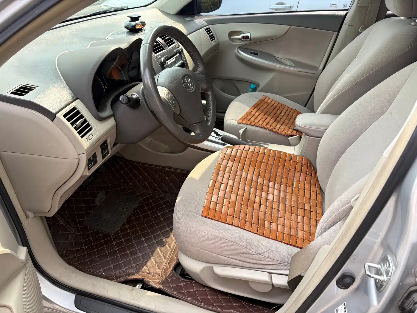 Toyota Corolla 2008 1.8L Automatic GL-i Sunroof Special Edition фото 6