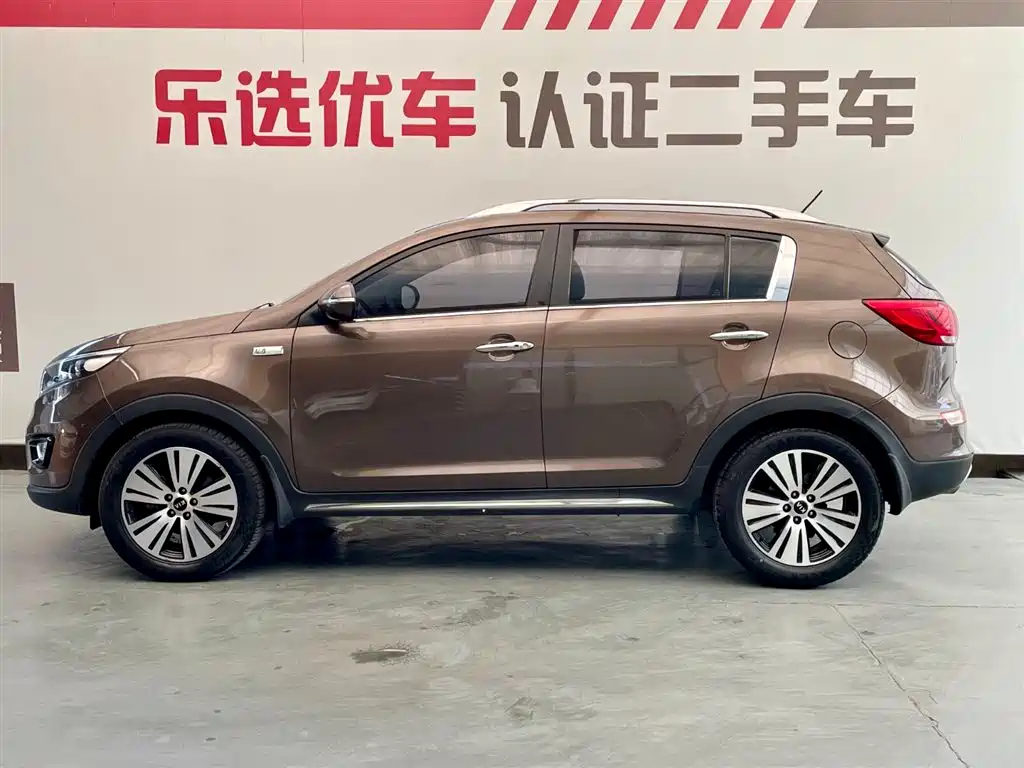 Kia Sportage 2015 2.0L Automatic 2WD DLX фото 3