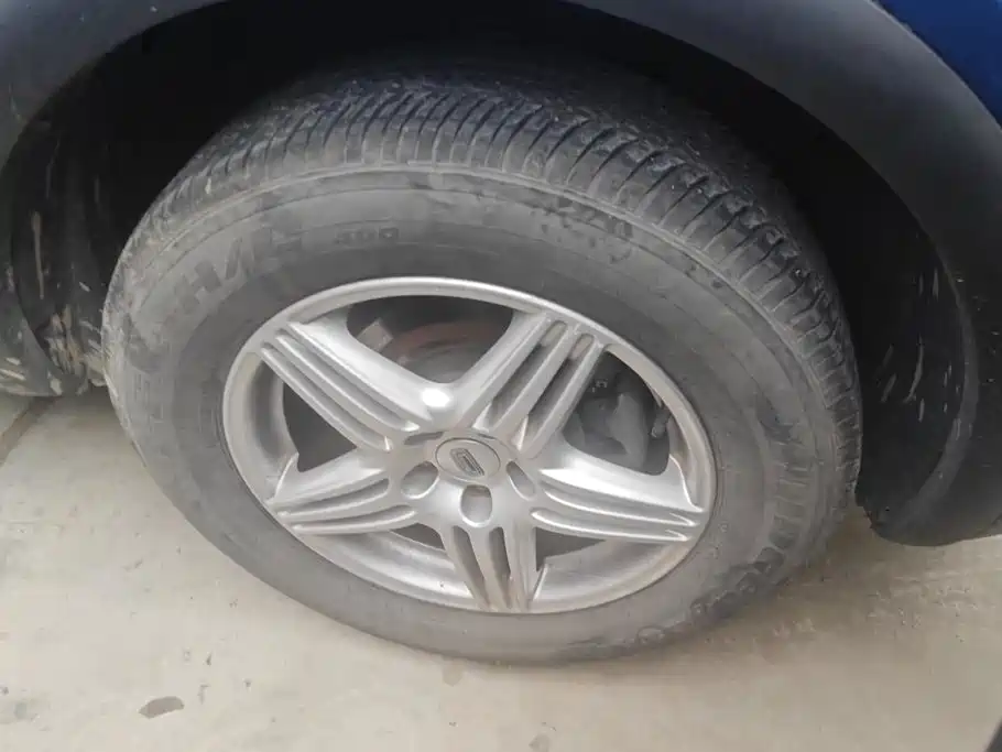 Qoros 5 2019 2018 1.6T Automatic Leading Type