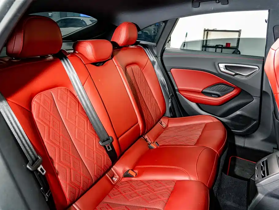 Audi A5L Sportback 2025 2.0T Premium quattro Model фото 22