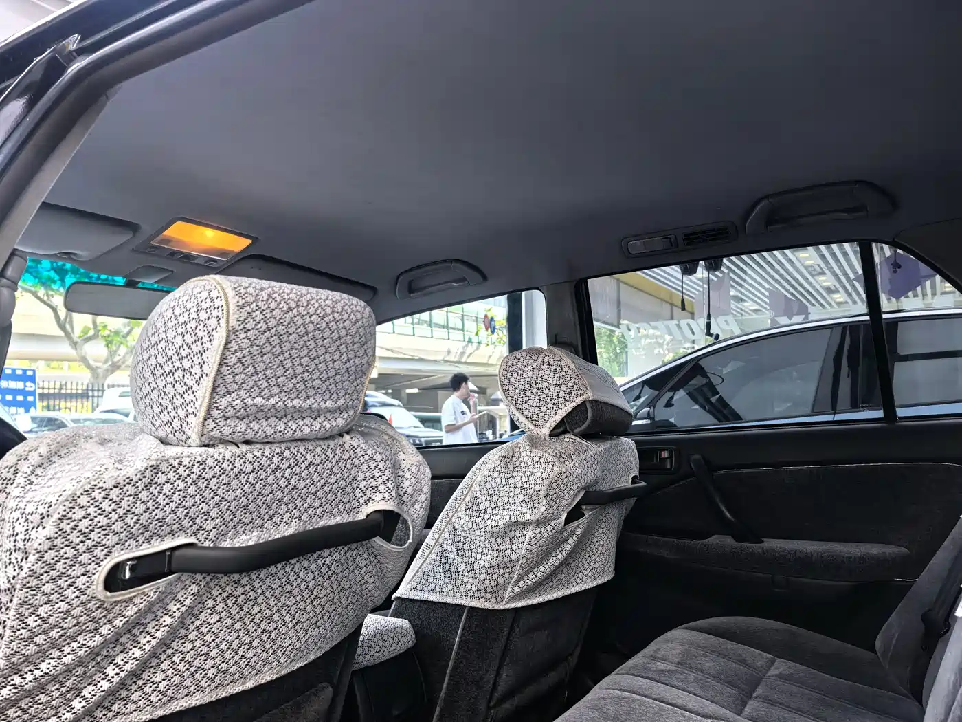 Toyota Crown фото 13