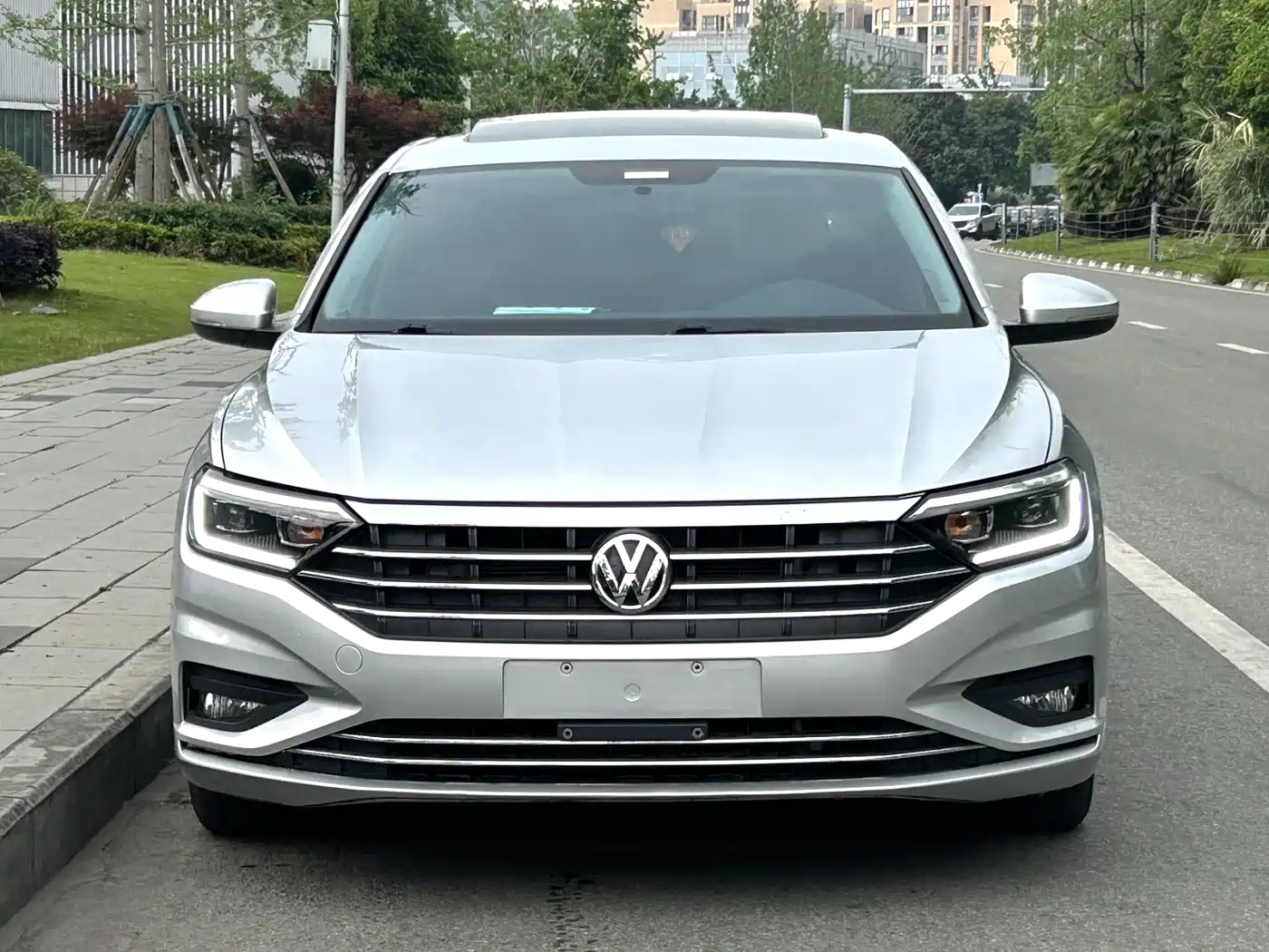 Volkswagen Sagitar 2019 200TSI DSG Comfort Edition China VI фото 2