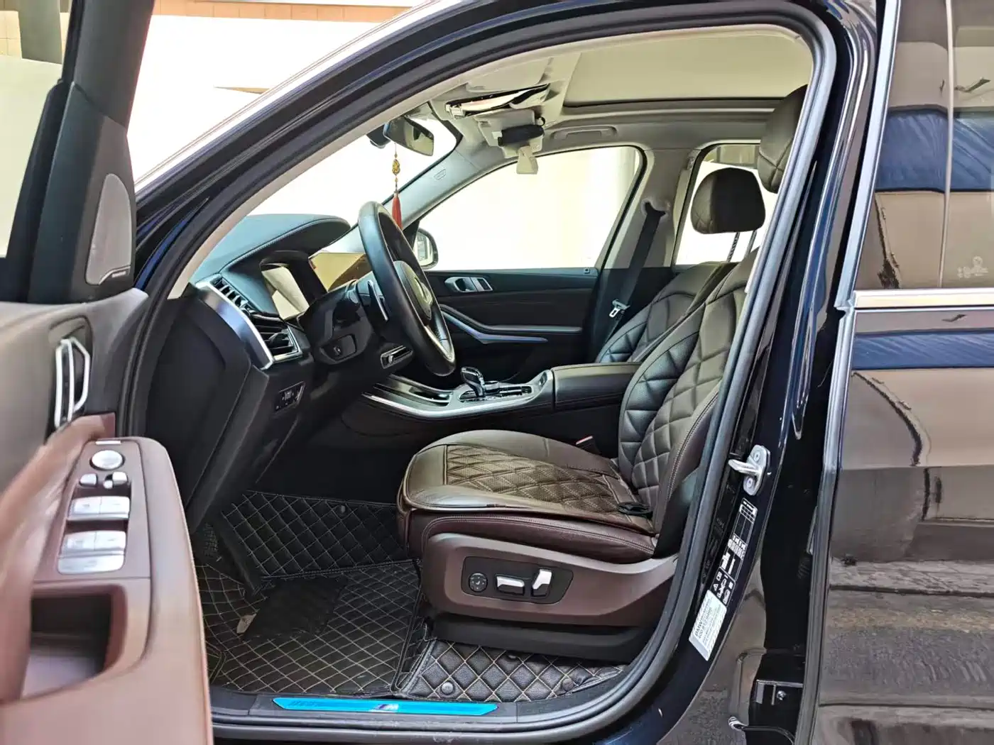 BMW X5 2022 xDrive 30Li M Sport Package фото 4
