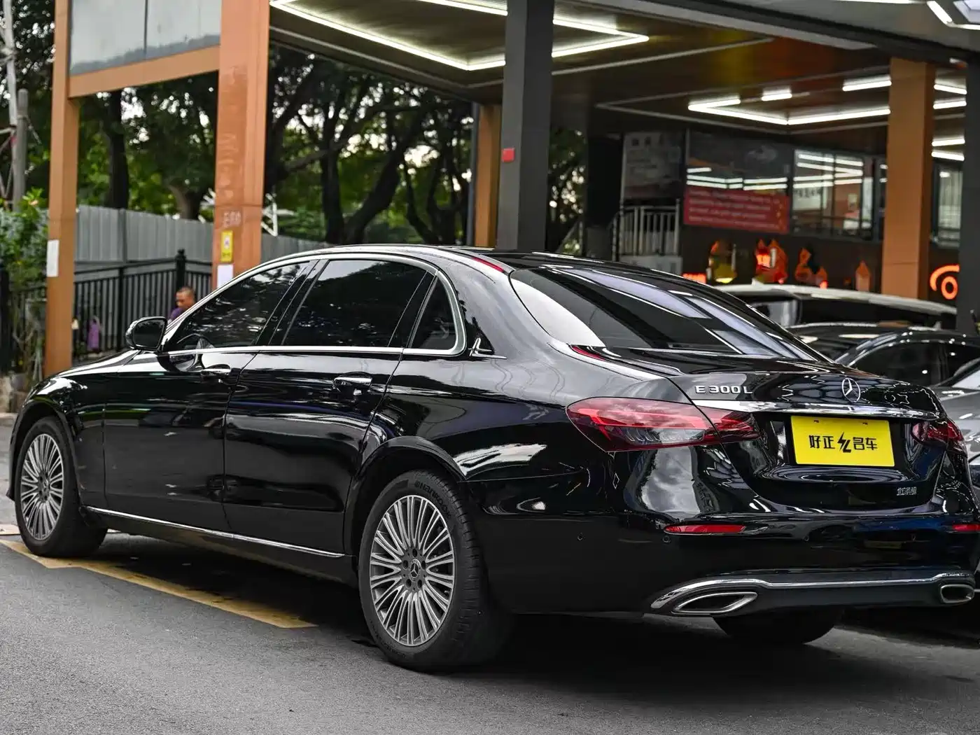 Mercedes-Benz E-Class 2022 Facelift E 300 L Luxury Style фото 4