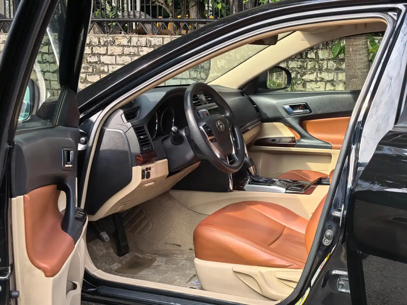 Toyota Reiz 2010 2.5S Elegance Elite Edition фото 8